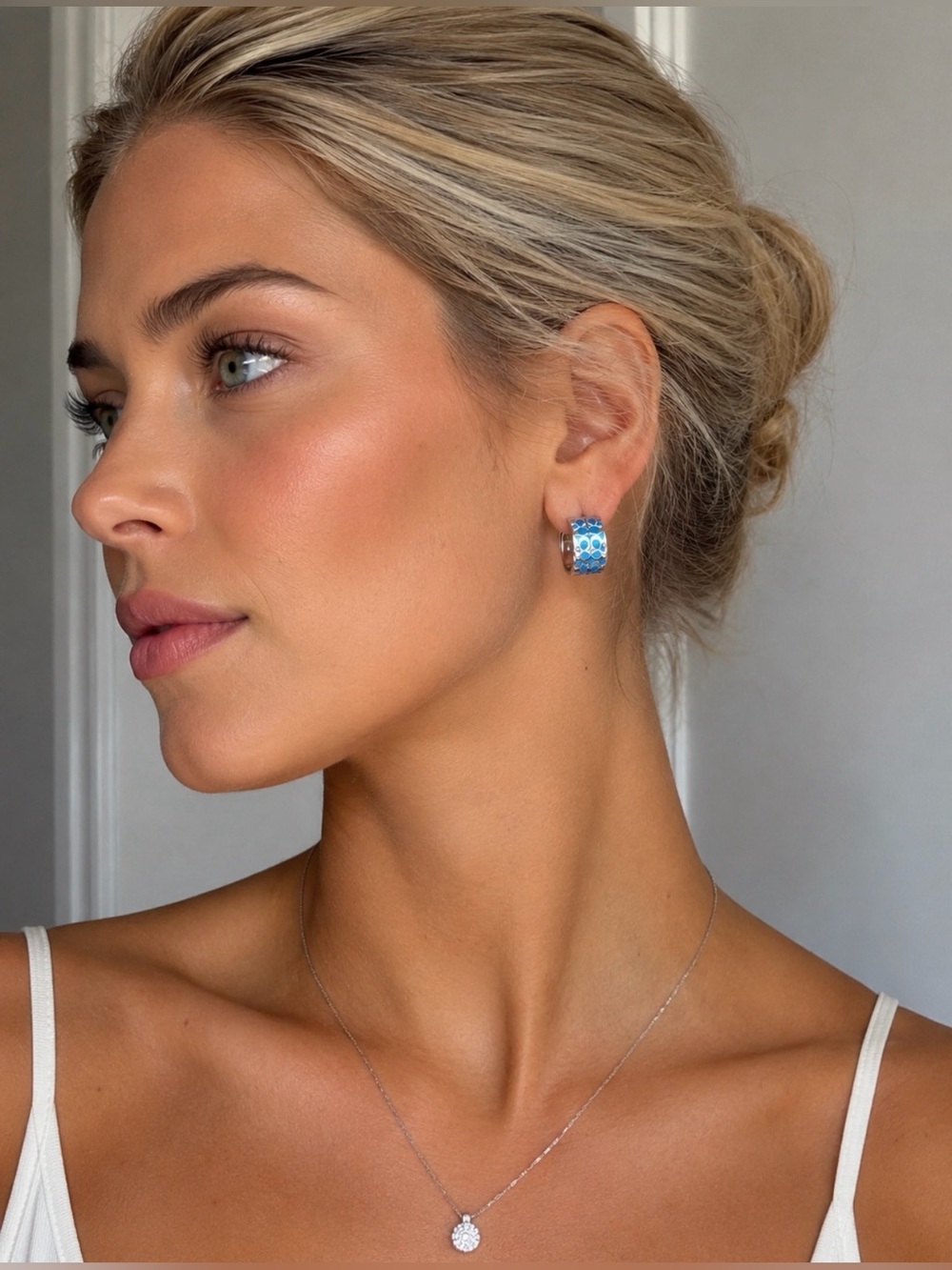 NWT Coach Blue Patterned Hoop Earrings - Picture 4 of 9
